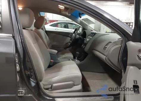 2010 Nissan Altima 2.5 S from USA, damaged, VIN 1N4AL2AP1AN478523